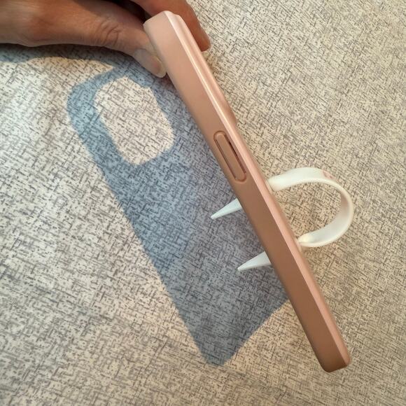 Blush Loopy Case with Cancer Awareness Loop for iPhone 13 Pro - Picture 3 of 3